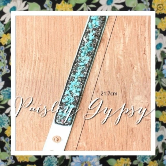 - Rhinestone Decorative Band Bracelet On PU Leather - Picture 3 of 4